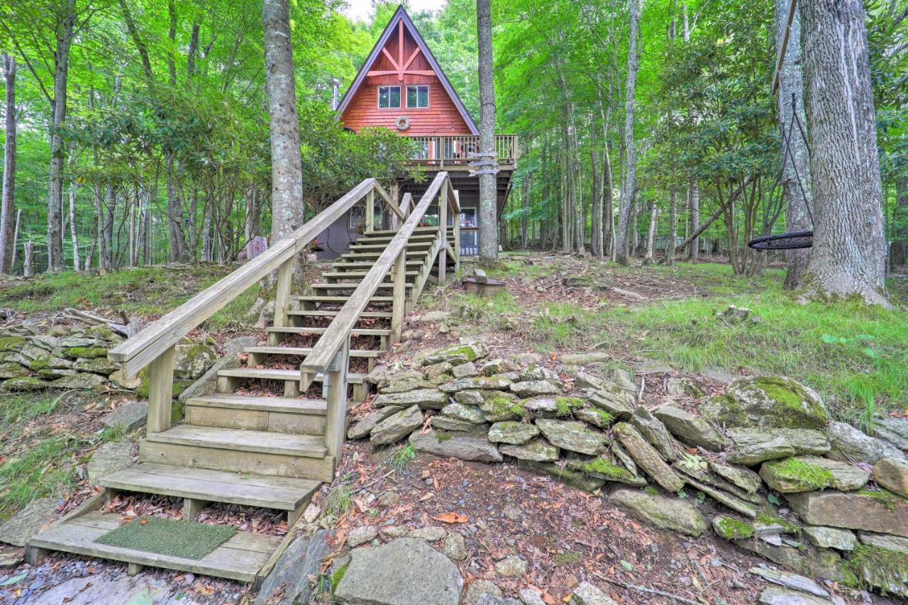 A-Frame Cabin With Hot Tub 1 Mi To Beech Mountain! Eksteriør bilde