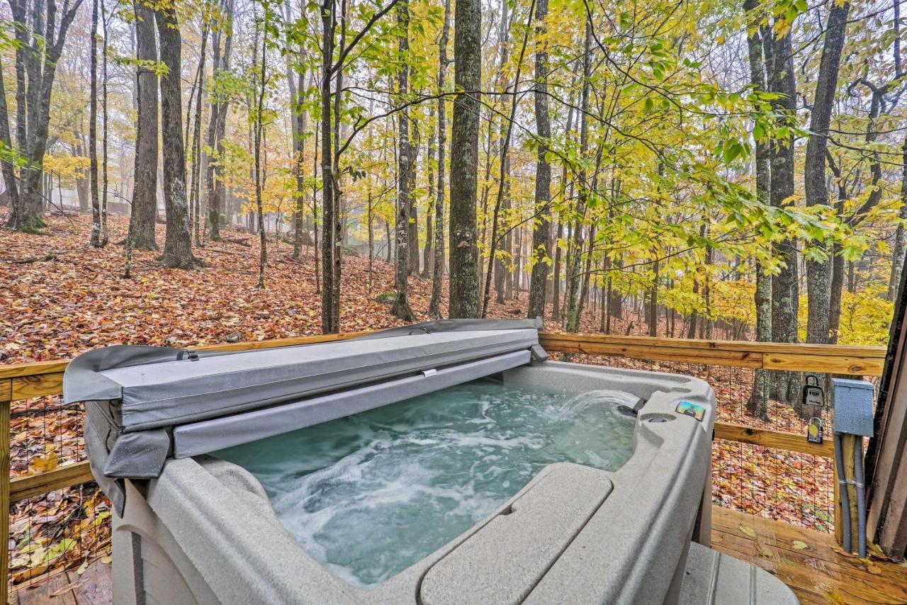 A-Frame Cabin With Hot Tub 1 Mi To Beech Mountain! Eksteriør bilde