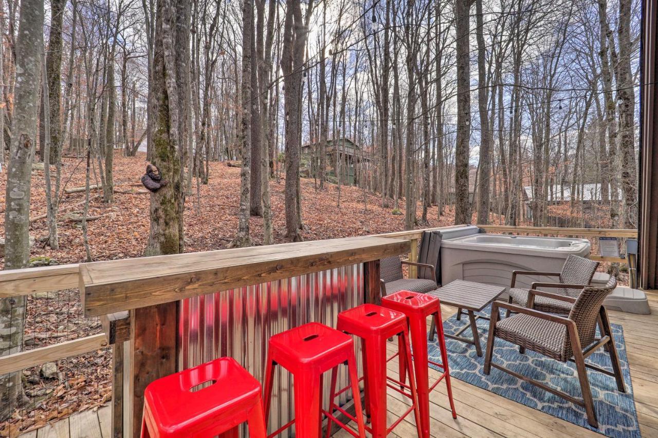 A-Frame Cabin With Hot Tub 1 Mi To Beech Mountain! Eksteriør bilde
